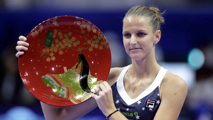 Плишкова победи Осака на финала в ТокиоКаролина Плишкова спечели титлата