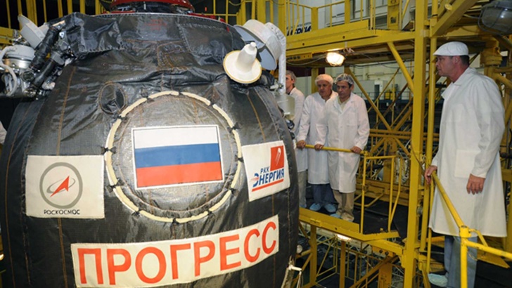 Руският космически кораб "Прогрес".