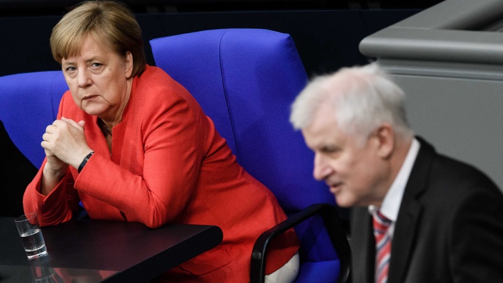 Германският канцлер Ангела Меркел се бори да отстрани първото голямо