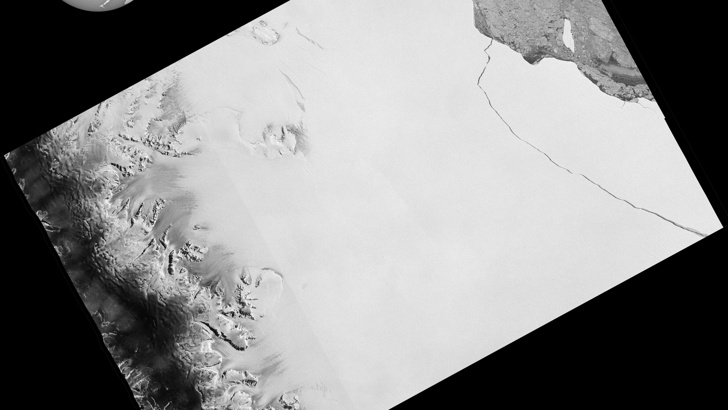 В Антарктида откриха квадратен айсбергУчени от НАСА откриха в Антарктида