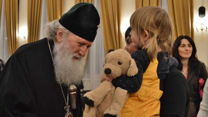 Рождественско послание на патриарх Неофит Нека отворим сърцата и душите