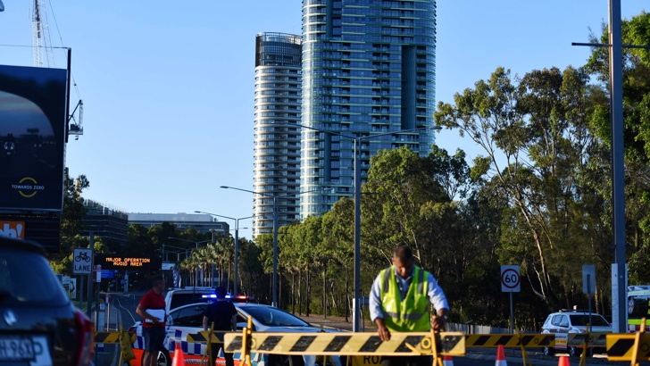 Евакуираха жители на небостъргач в Сидни, който се… местиЖителите на