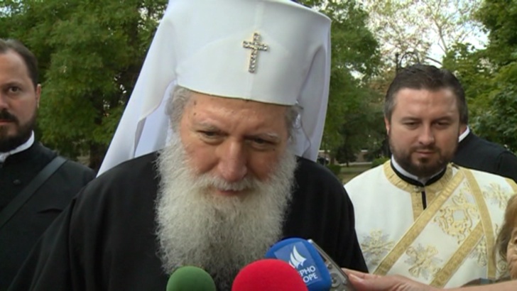 Патриарх Неофит посреща 73-и рожден ден, зове за дарения за