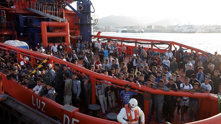 ЕС ще удължи операцията „София“ за контрол на миграцията