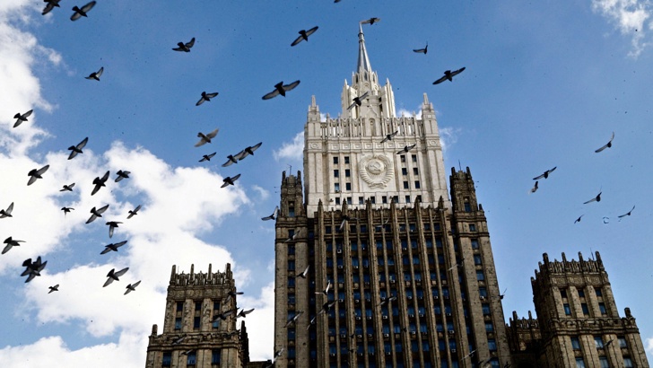 Русия извика на консултации във външното си министерство посланиците на