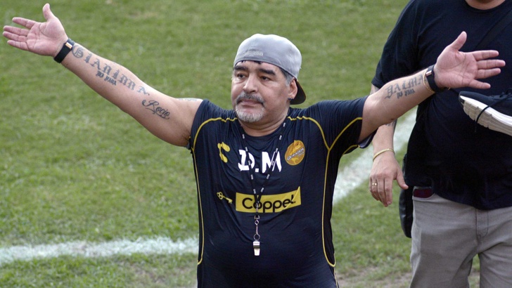 Марадона в страната на наркобаронитеДиего Марадона отново сяда на треньорската