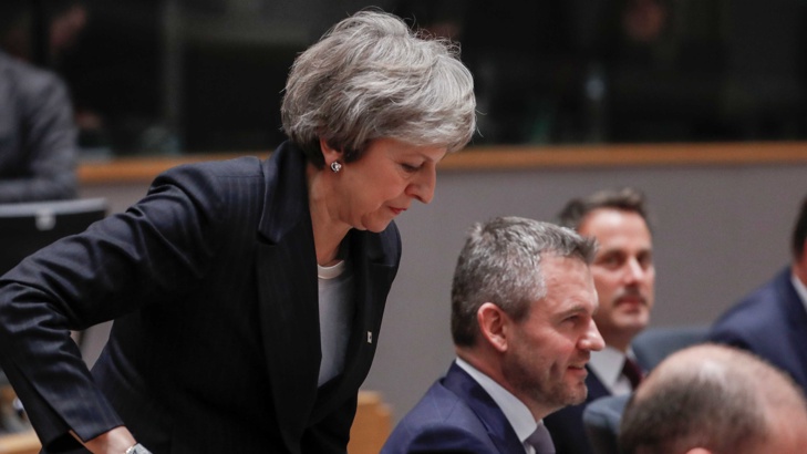 Мей напусна срещата на ЕС за Брекзит без коментариБританският премиер