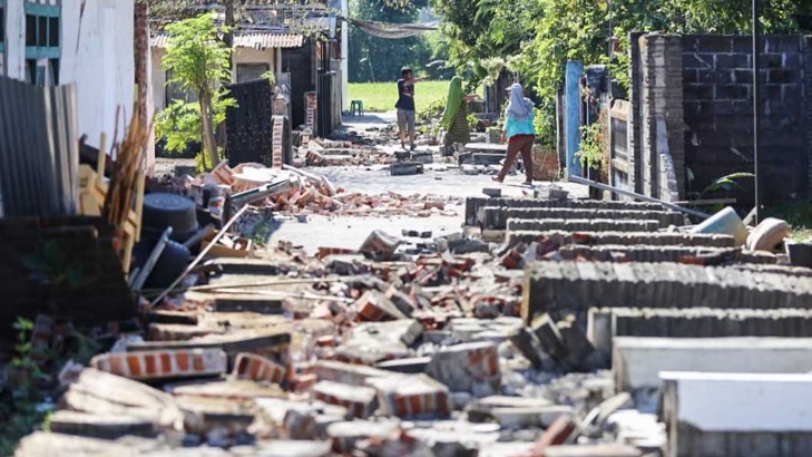 Няма данни за пострадали българи при земетресението на остров ЛомбокПо