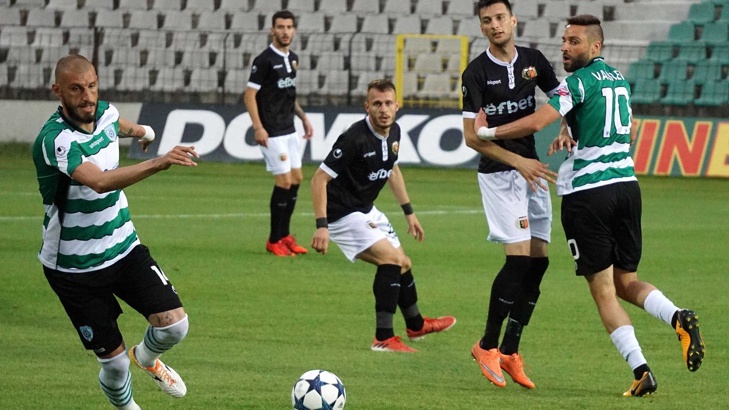 Двама футболисти на Черно море отпаднаха от групата за мача реванш