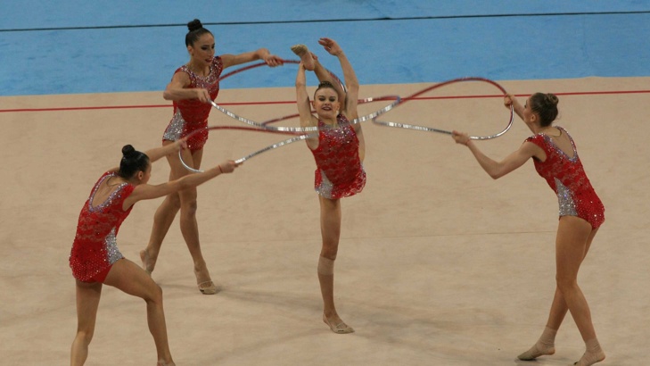 Националният ансамбъл по художествена гимнастика спечели златен медал във финала