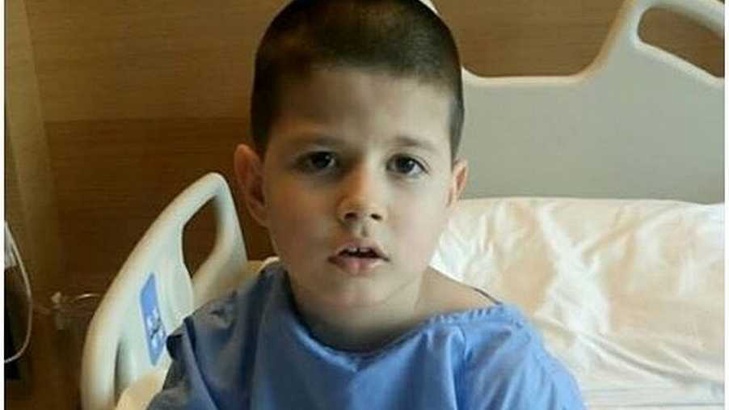 Спешно се събират средства в Пловдив за операция на седемгодишния