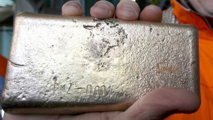ОАЕ е закупи 3 тона злато от Венецуела Инвестиционната фирма