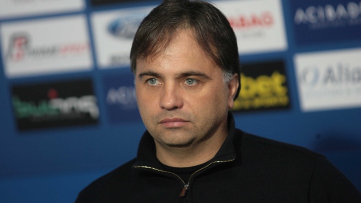 Митов вече не е треньор на СептемвриНаставникът на Септември Николай