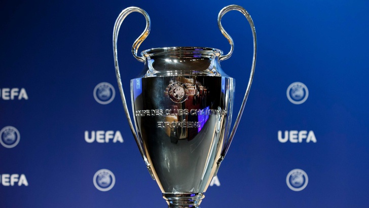 Победителят в последните три издания на Шампионската лига Реал Мадрид ще срещне Аякс на осминафиналите.