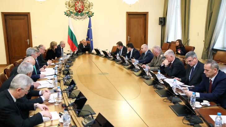 Съветът за сигурност към МС: България подкрепя EС и признава