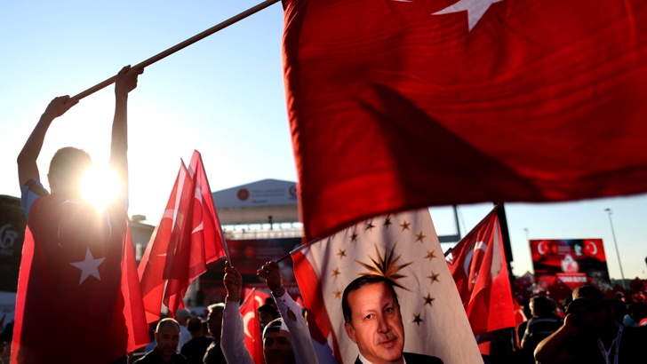 Извънредното положение е заменено от неограничената президентска власт на Ердоган