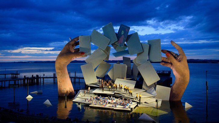 Брегенц събира гости за оперен фестивал в езеротоОперата може да