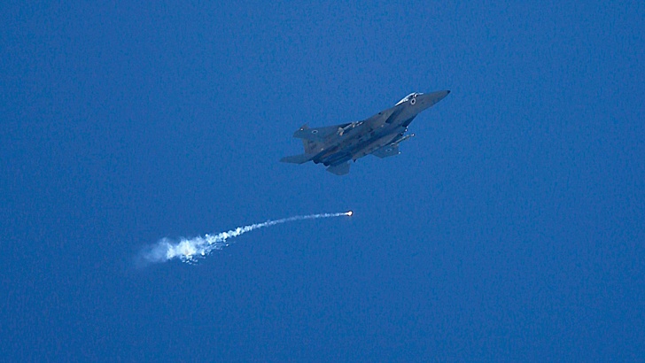 Израел отново удари СирияВоенновъздушните сили на Израел са извършили ракетно