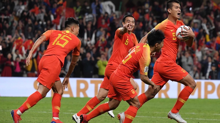 Китай е на четвъртфинал за Купата на Азия след обрат