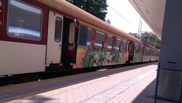 БДЖ Пътнически превози 34 ЕООД предоставя железопътен превоз на лица с увреждания