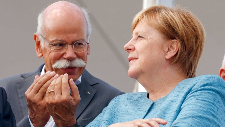 Дългогодишният директор на Даймлер“ се оттегля от постаДиректорът на германския
