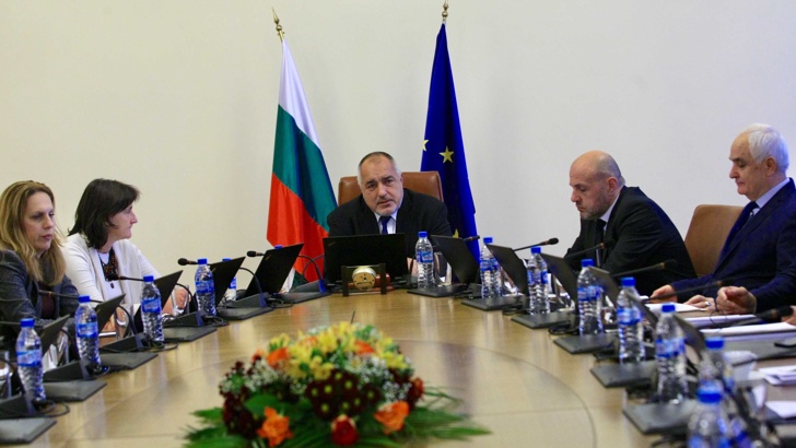 Борисов напомни на министрите да се оптимизира администрациятаИмате един план