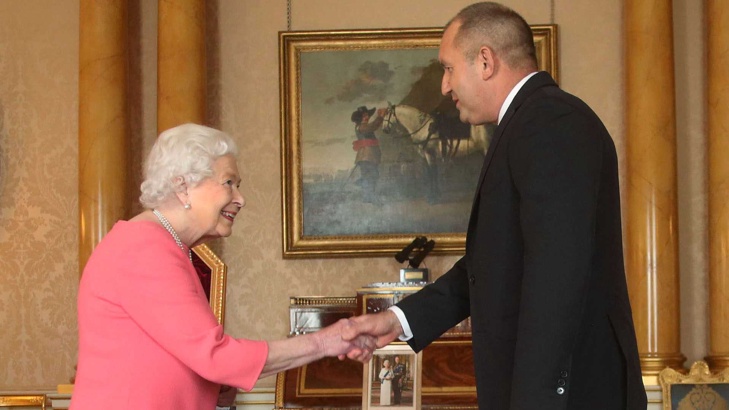 Президентът Румен Радев беше на аудиенция при британската кралица Елизабет Втора
