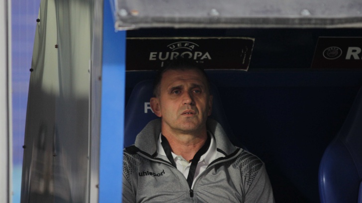 Бруно Акрапович може да бъде доволен от днешния облик на Локомотив.