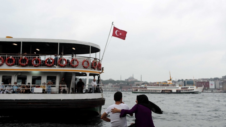 Според хотелиерите в Турция средният доход от един човек е 76 евро на ден