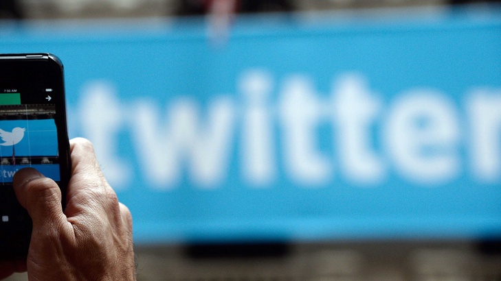 Туитър премахва милиони подозрителни акаунтиТуитър възнамерява да премахне десетки милиони