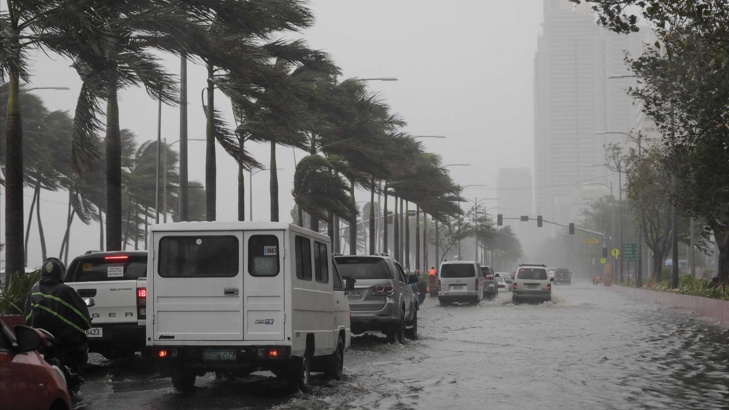 14 са жертвите на тайфуна МангхутНай-малко 14 са жертвите на