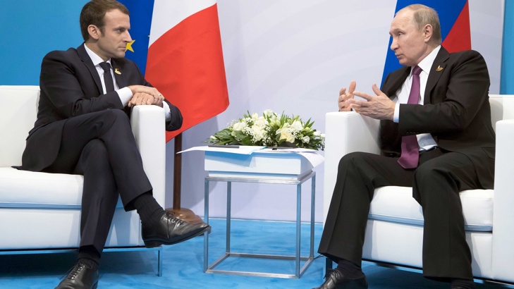 Президентът на Франция Еманюел Макрон определи в интервю Владимир Путин