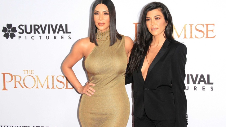Ким Кардашян бе обвинена, че е копирала от моделиера Жан-Пол