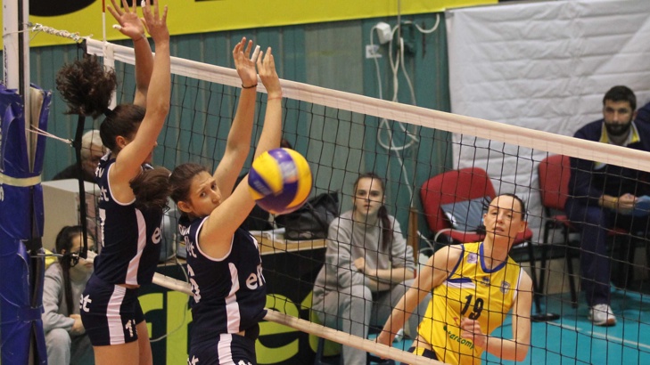 Волейболистките на Марица Пловдив грабнаха златните медали в женското първенство