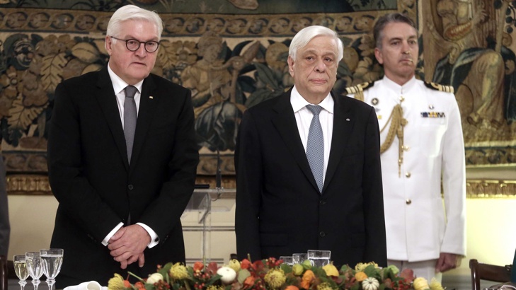 Президентът на Гърция ще иска от Германия компенсации за Втората