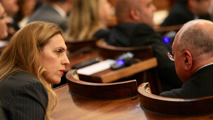 Симеонов: Марияна Николова е встрани от политиката и това е
