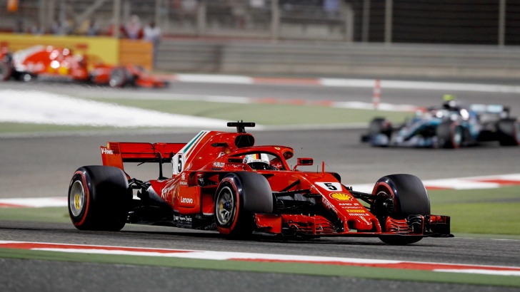 Себастиан Фетел постигна втора поредна победа във Формула 1 След