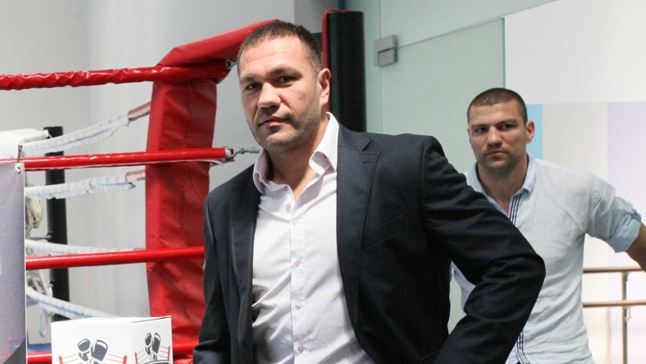 Българският боксьор Кубрат Пулев няма да се изправи срещу Дилиан