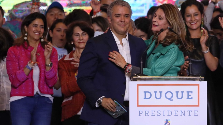 Избраният нов президент на Колумбия Иван Дюке потвърди че ще