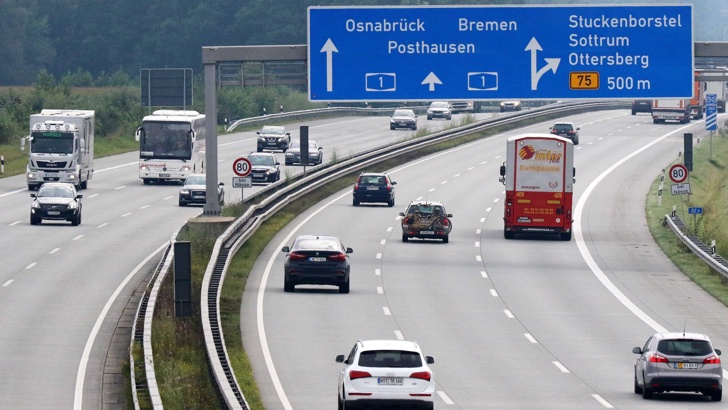 Германия въвежда ограничение от 130 км/ч по магистралите си от