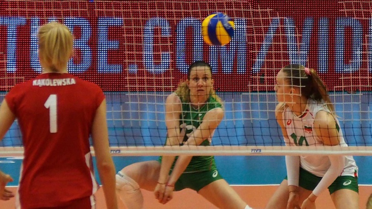 България победи Азербайджан в последния си мач от Световното първенствоЖенският