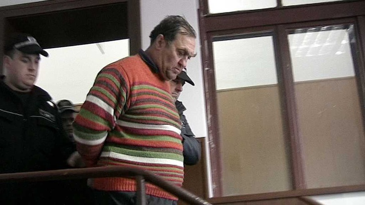 Предсрочно освобождават бившия кмет на Стрелча Иван ЕвстатиевПазарджишкият окръжен съд