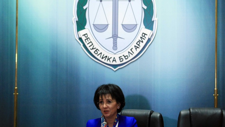Задържаните са обвинени за две престъпления против републиката, подчерта Арнаудова