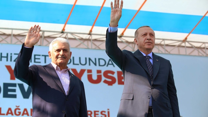 Управляващата в Турция Партия на справедливостта и развитието потвърди кандидатурата