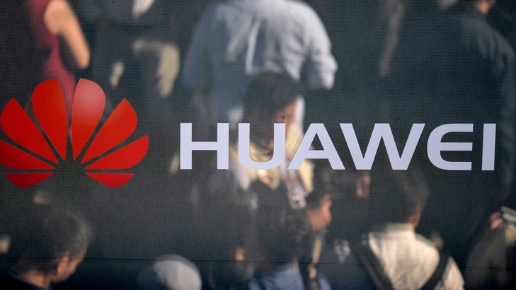 Huawei разчита на справедливост за финансовия си директорКомпанията Huawei разчита