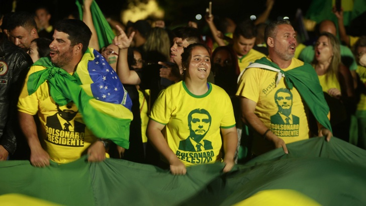 Новоизбраният бразилски президент обяви че няма да робува на идеологииПобедителят