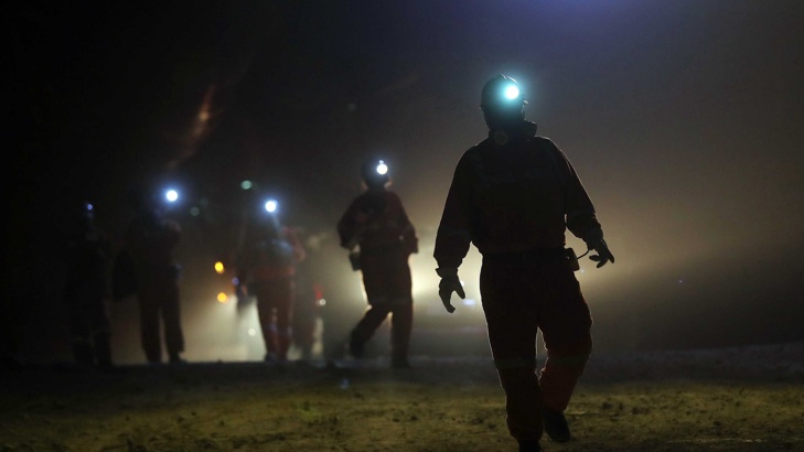Седем полски миньори изчезнаха след като земетресение удари въгледобивна мина