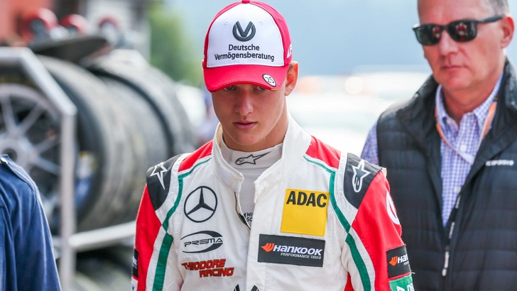 Мик Шумахер направи първи тест драйв с болид от Формула