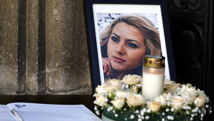 Самолетът със заподозрения за убийството на Виктория Маринова кацна в
