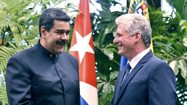Мадуро стана първият чуждестранен лидер приет от Диас-Канел, който тази седмица оглави островната нация.